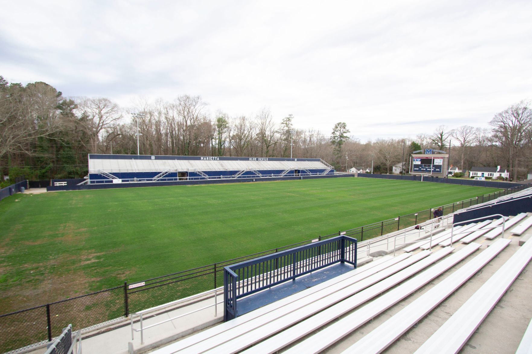 031219_MDJ_Turf2.jpg